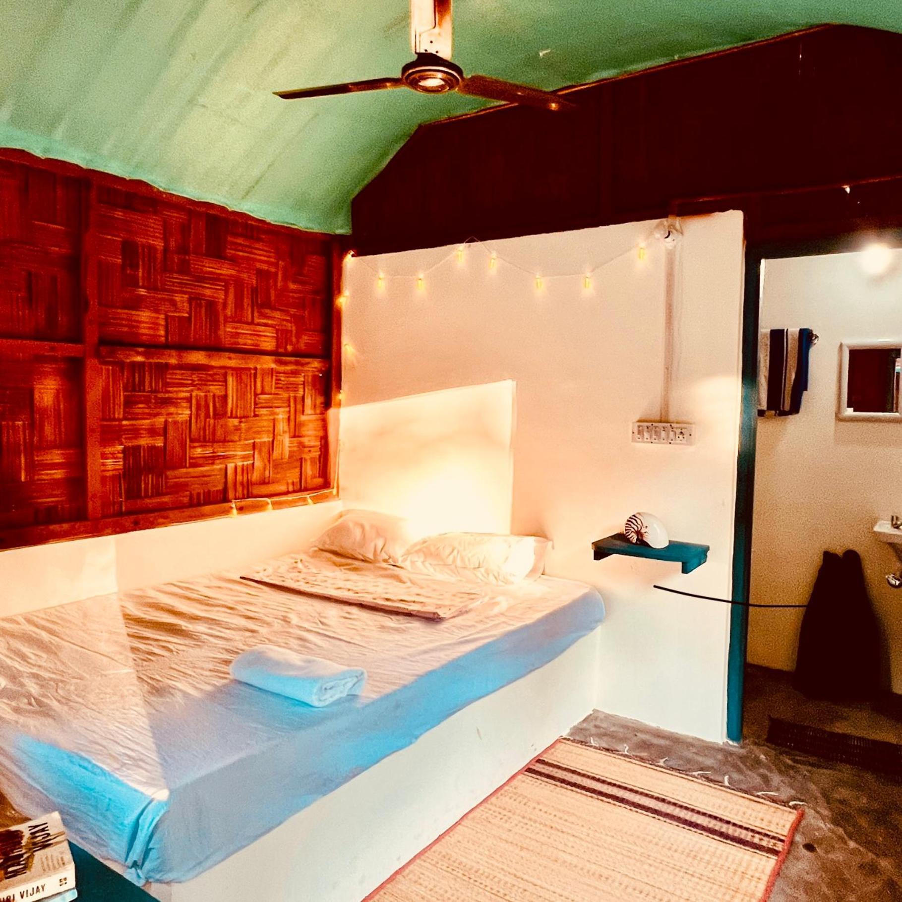Blue Sea Restaurant & Bungalows Sitapur المظهر الخارجي الصورة