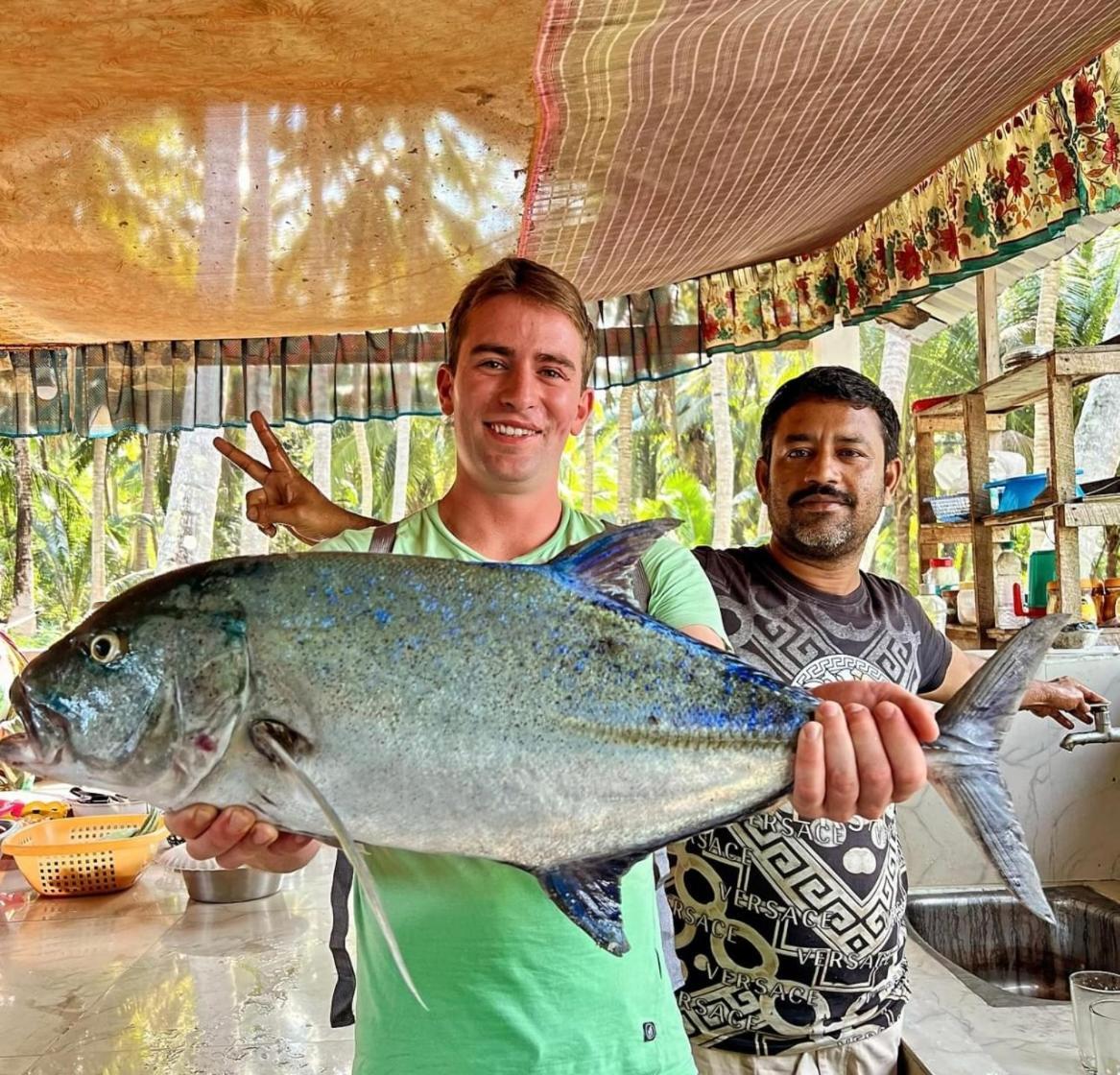 Blue Sea Restaurant & Bungalows Sitapur المظهر الخارجي الصورة