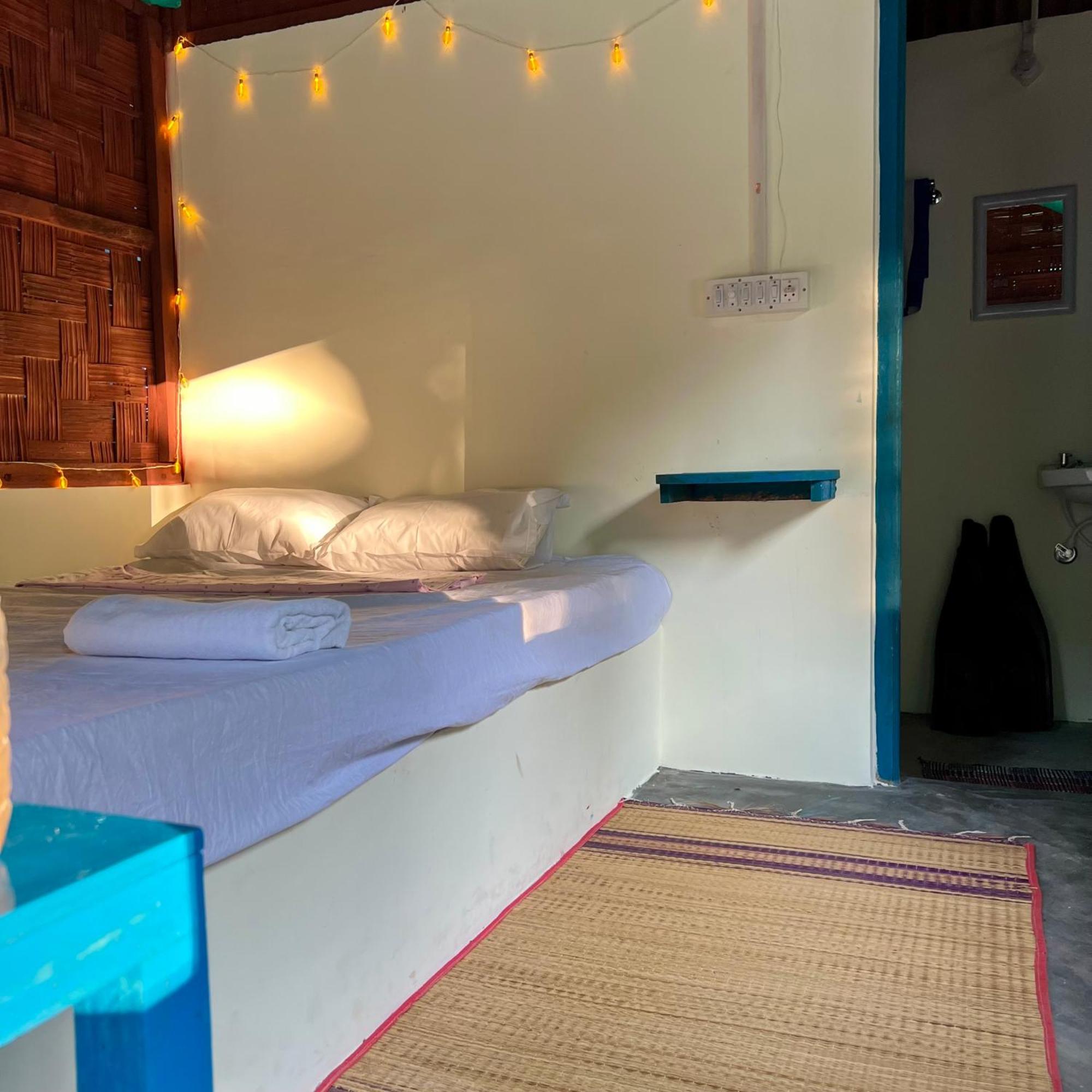 Blue Sea Restaurant & Bungalows Sitapur المظهر الخارجي الصورة