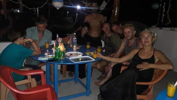 Blue Sea Restaurant & Bungalows Sitapur المظهر الخارجي الصورة